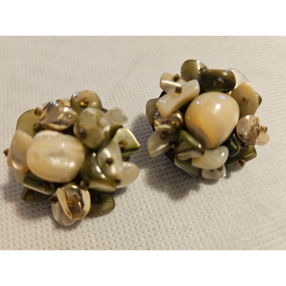 Vintage Cluster Clip On Earrings Faux‎ Pearl Bead Statement Jewelry - Picture 4 of 14